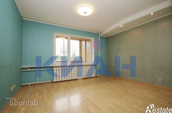 4-комн квартира Республики ул., 43