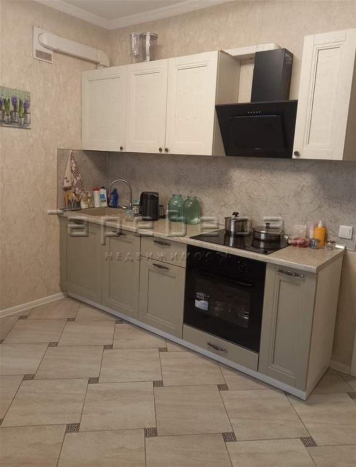 2-комн квартира Батурина, 36