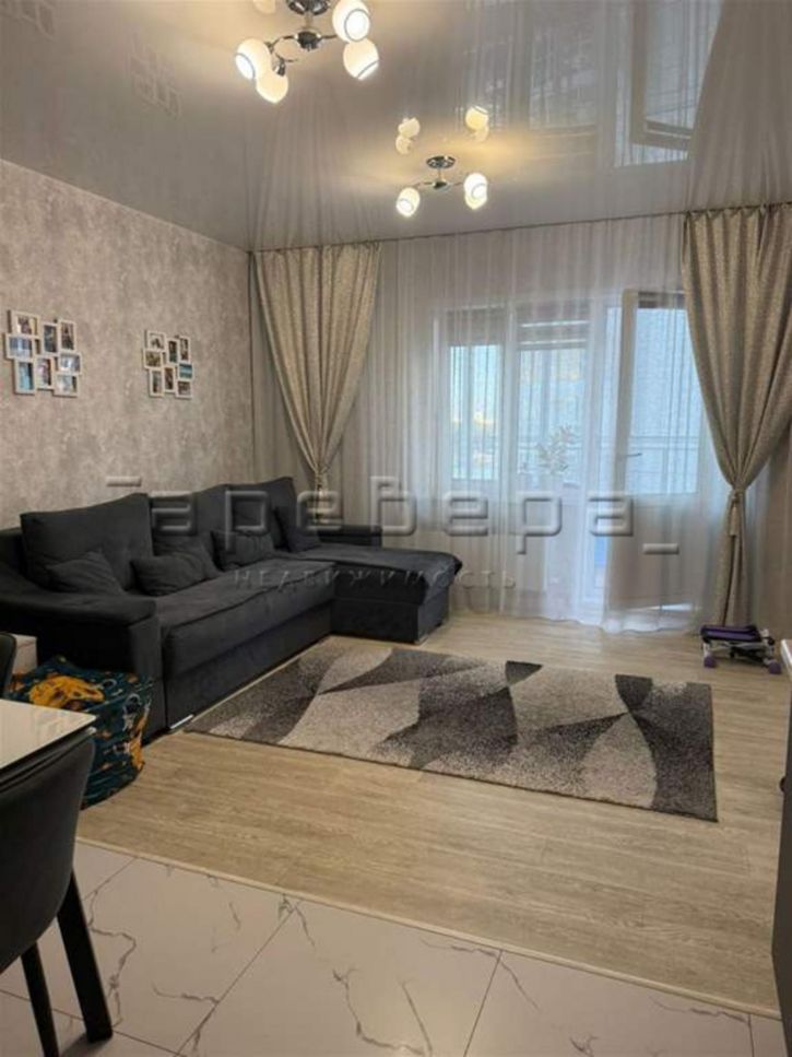 3-комн квартира Ярыгинская, 15