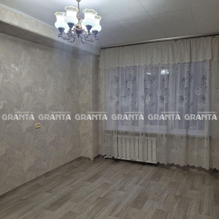 2-комн квартира пр-кт им газеты Красноярский Рабочий, 147