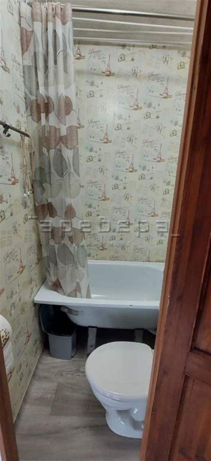 Комната Академгородок, 12