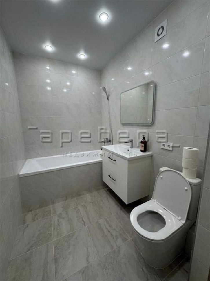 2-комн квартира Петра Подзолкова, 8
