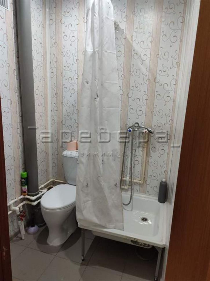 Комната Королёва, 9