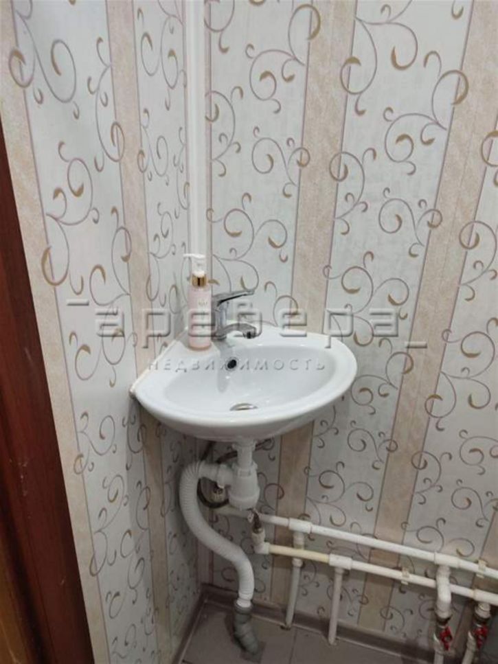 Комната Королёва, 9