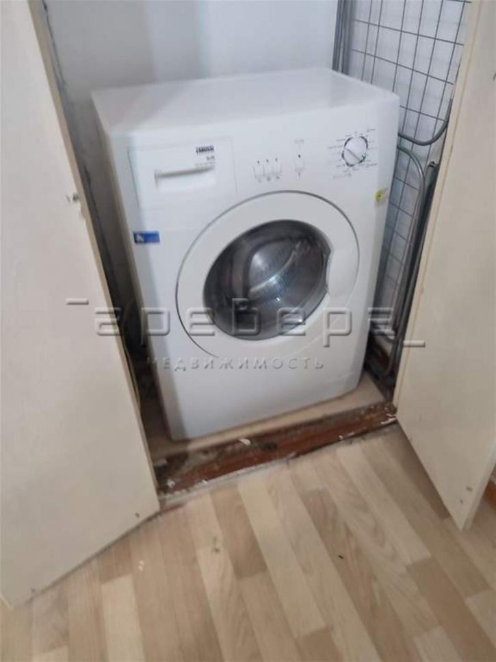 Комната Королёва, 9