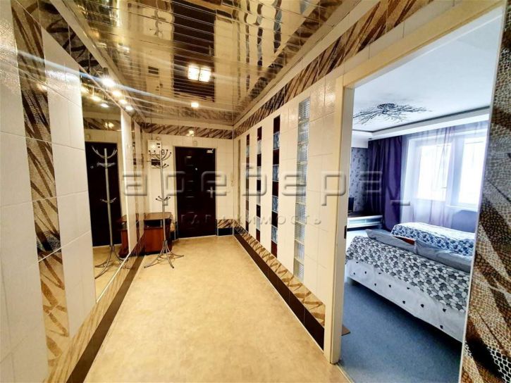 3-комн квартира Молокова, 7