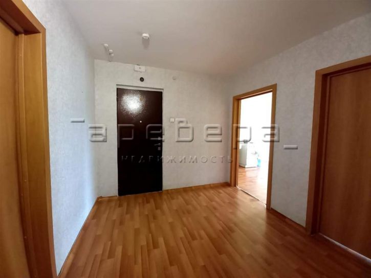 3-комн квартира Сады, 2и