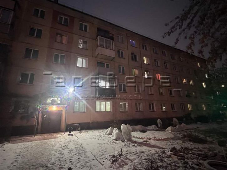 Комната Инструментальная, 3