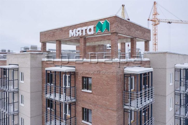 2-комн квартира Светлова, 1