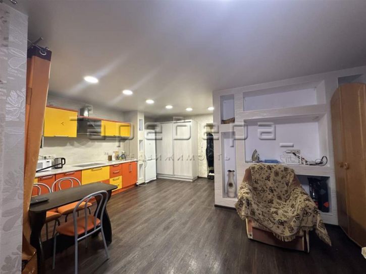 Студия Мечникова, 8