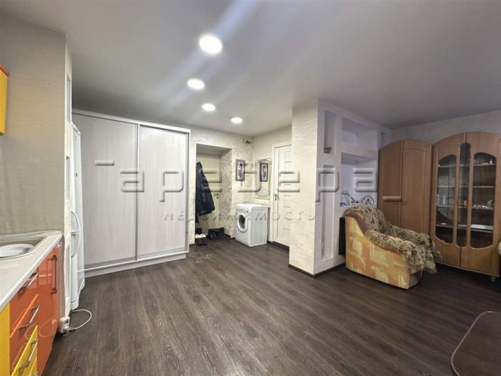 Студия Мечникова, 8