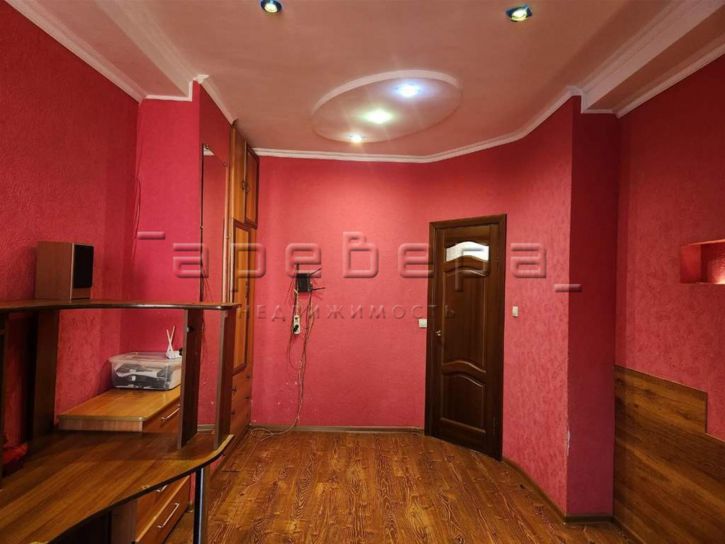 3-комн квартира Матросова, 30/2