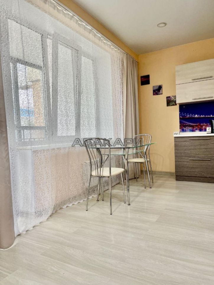 2-комн квартира Взлётная улица, 7Д