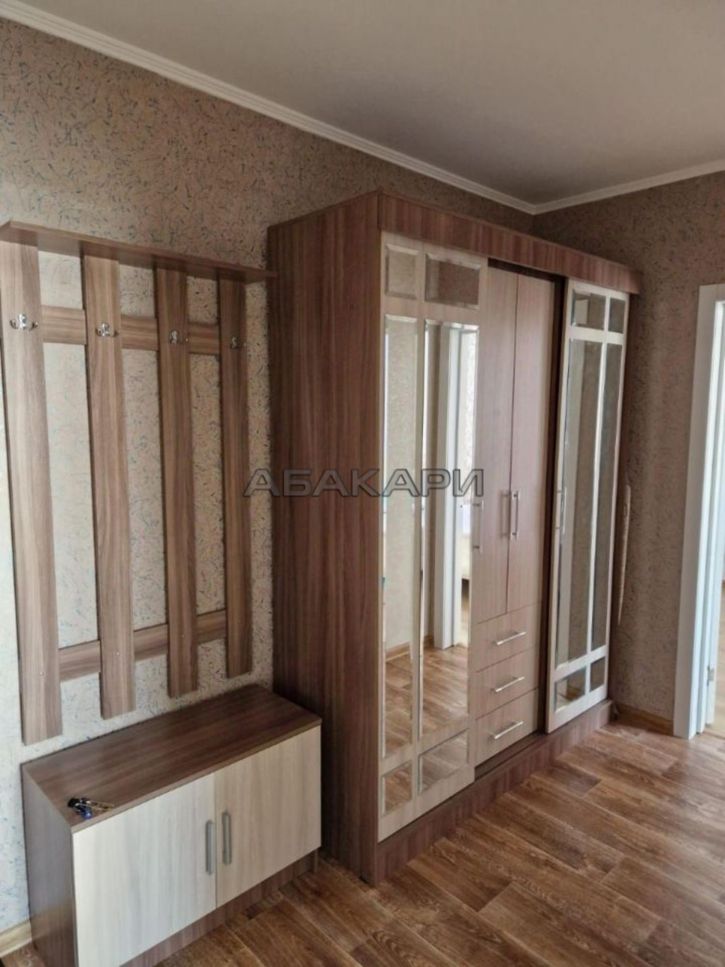 2-комн квартира улица Молокова, 19