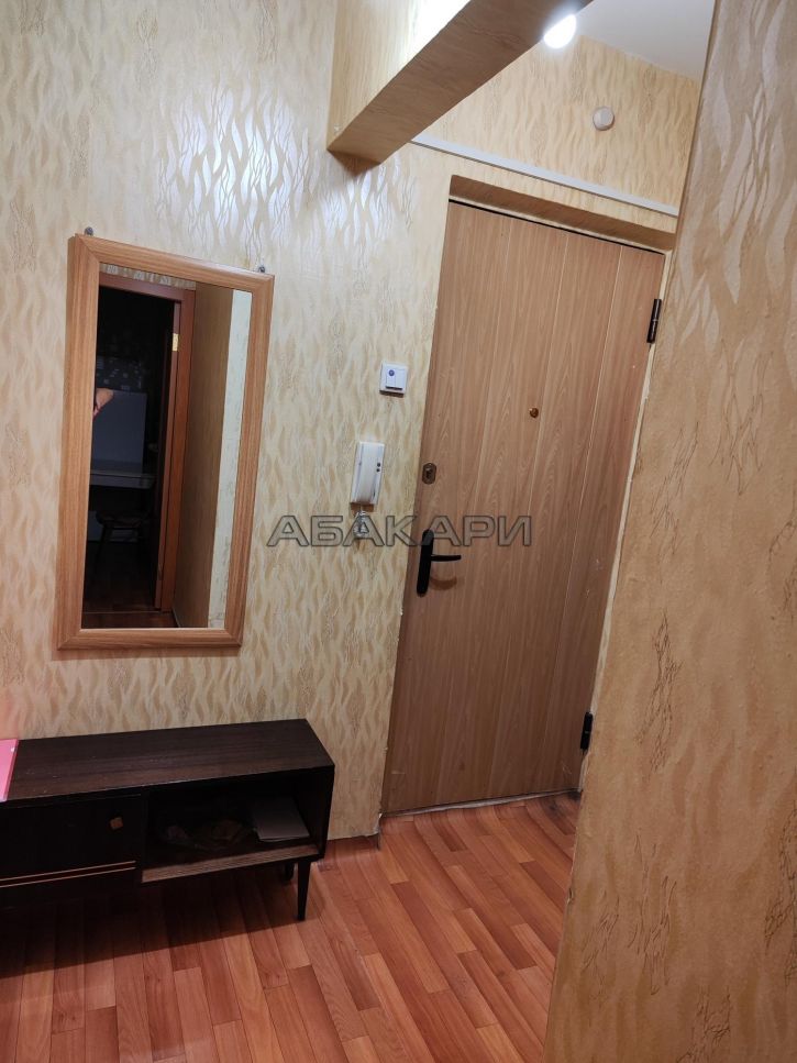 1-комн квартира улица Карамзина, 32