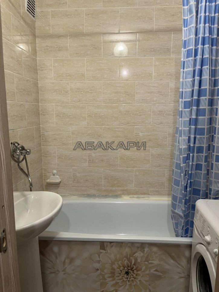 2-комн квартира улица Партизана Железняка, 55