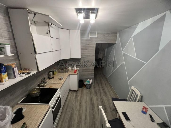 2-комн квартира улица Анатолия Гладкова, 8А