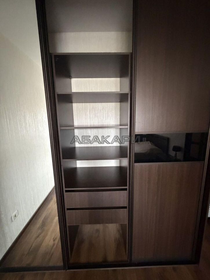 1-комн квартира улица Авиаторов, 23