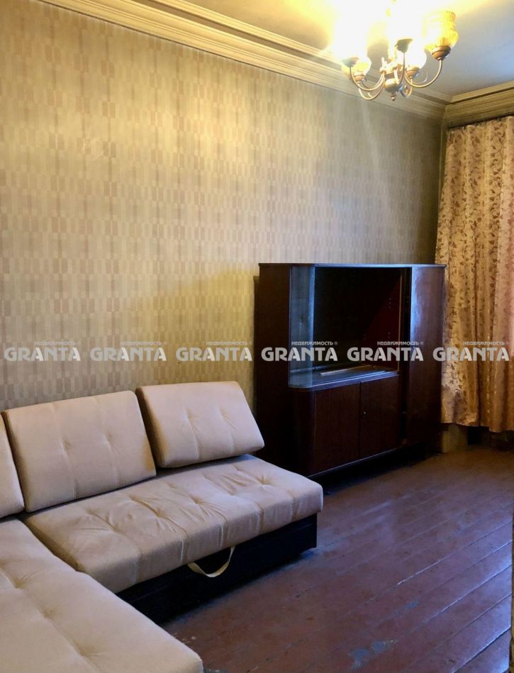 3-комн квартира ул Аэровокзальная, 2