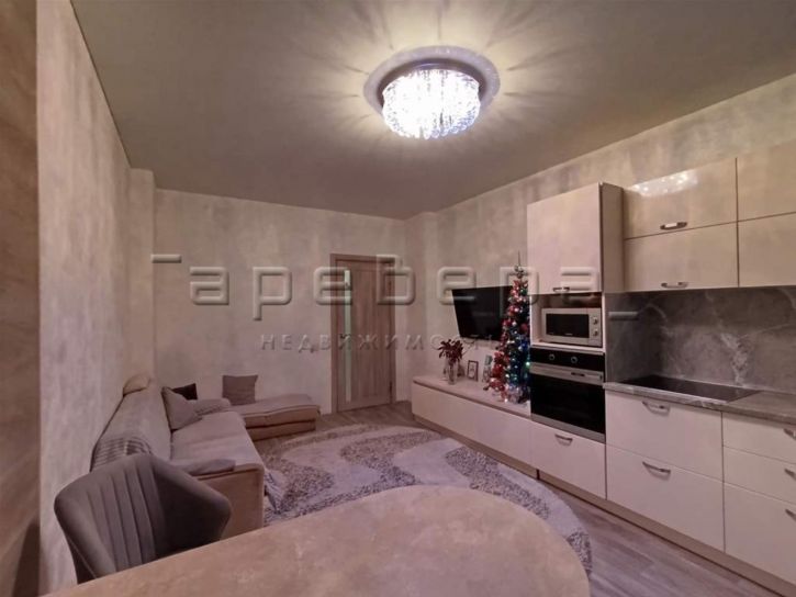 3-комн квартира Петра Ломако, 16