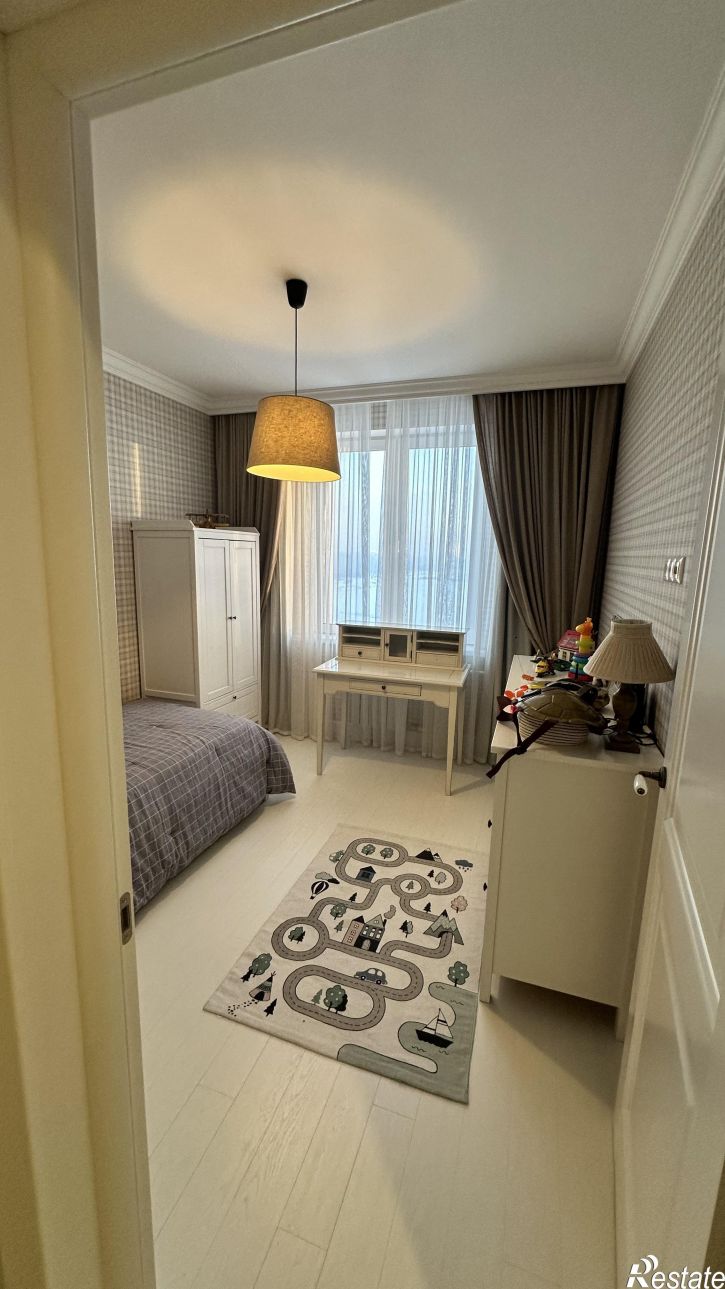 3-комн квартира Ярыгинская набережная, 17