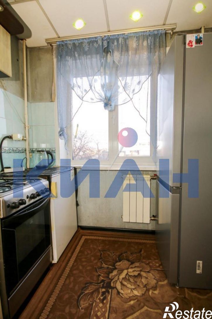 4-комн квартира Тотмина ул., 25