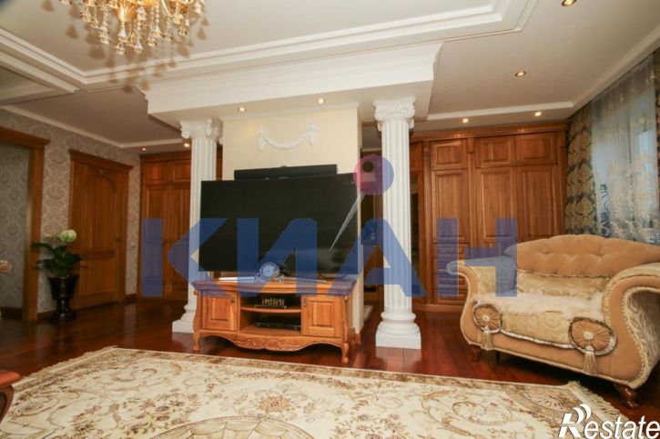 5-комн квартира Ады Лебедевой ул., 66