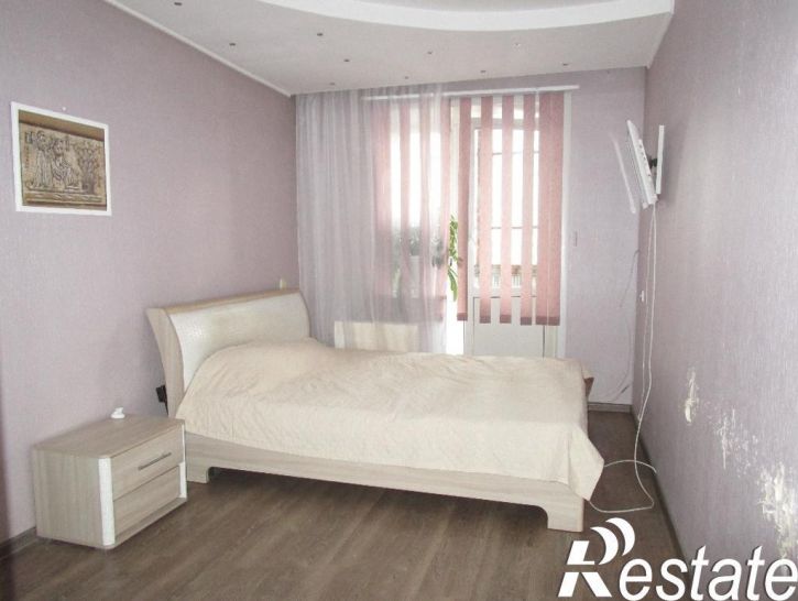 3-комн квартира улица ленина, 24