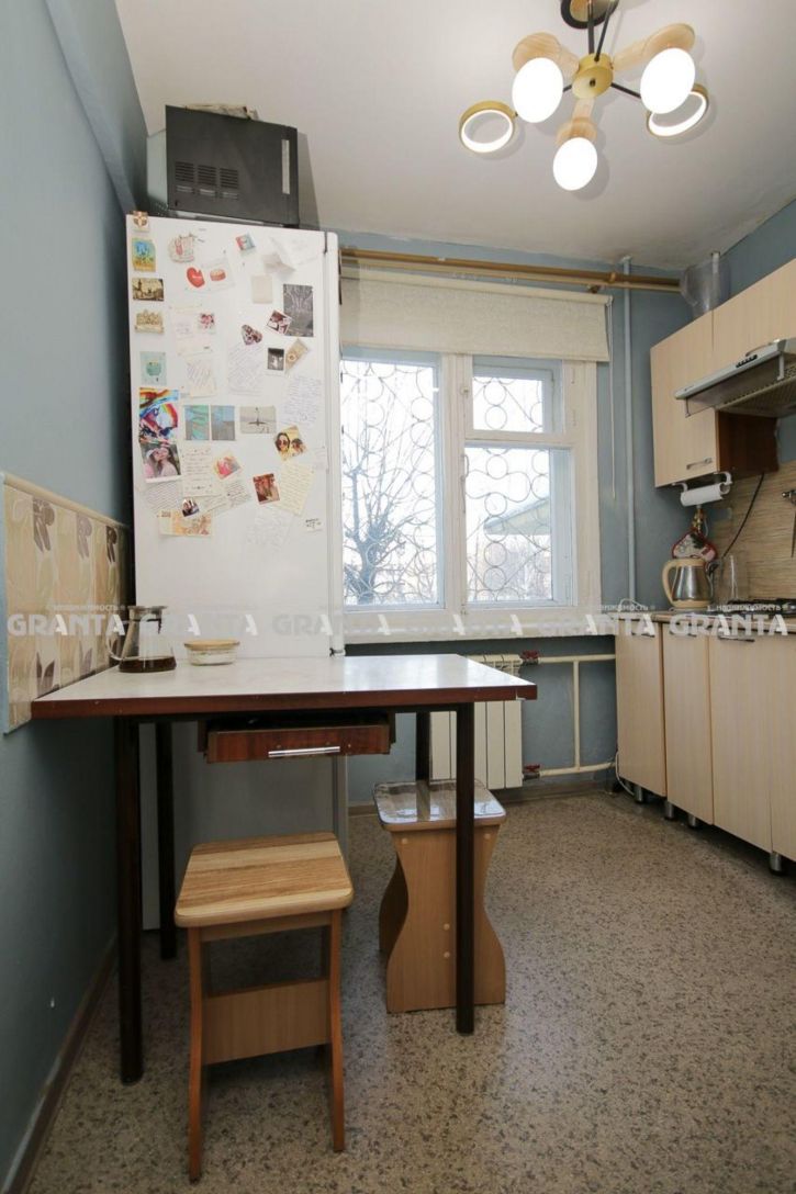 2-комн квартира ул Коммунальная, 15