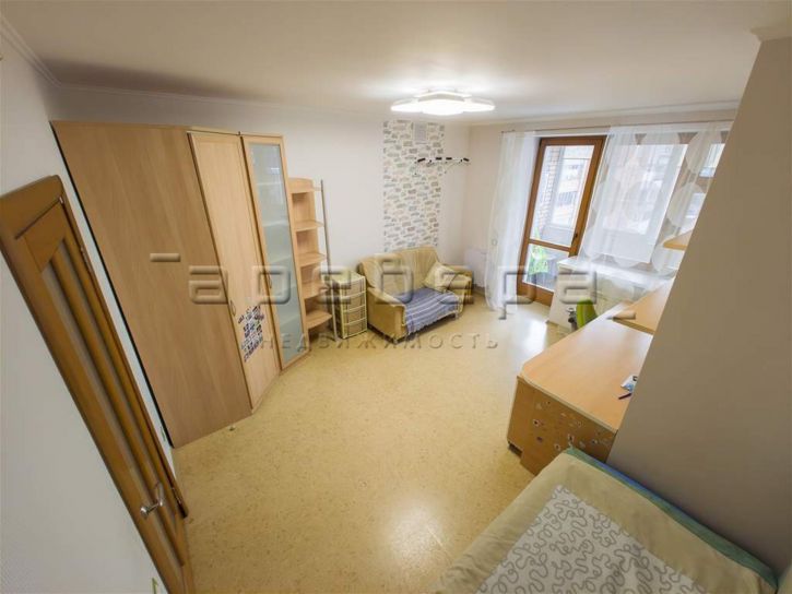 3-комн квартира Красная, 9а