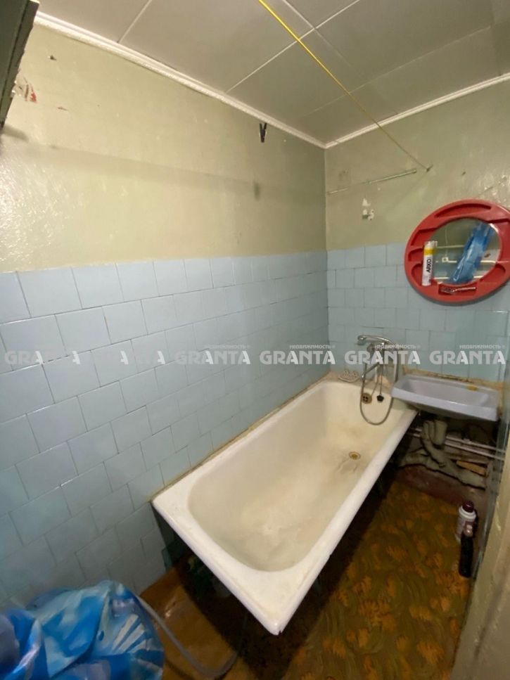 4-комн квартира ул Пастеровская, 25А
