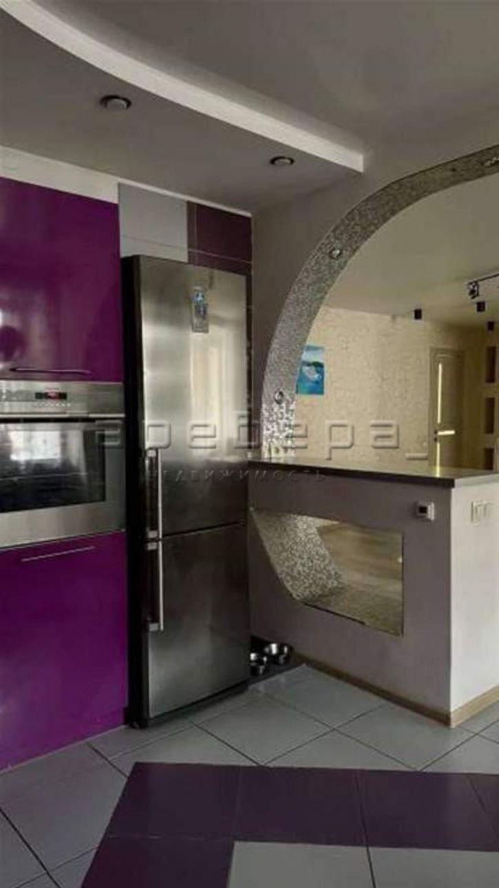 4-комн квартира Базарная, 124а