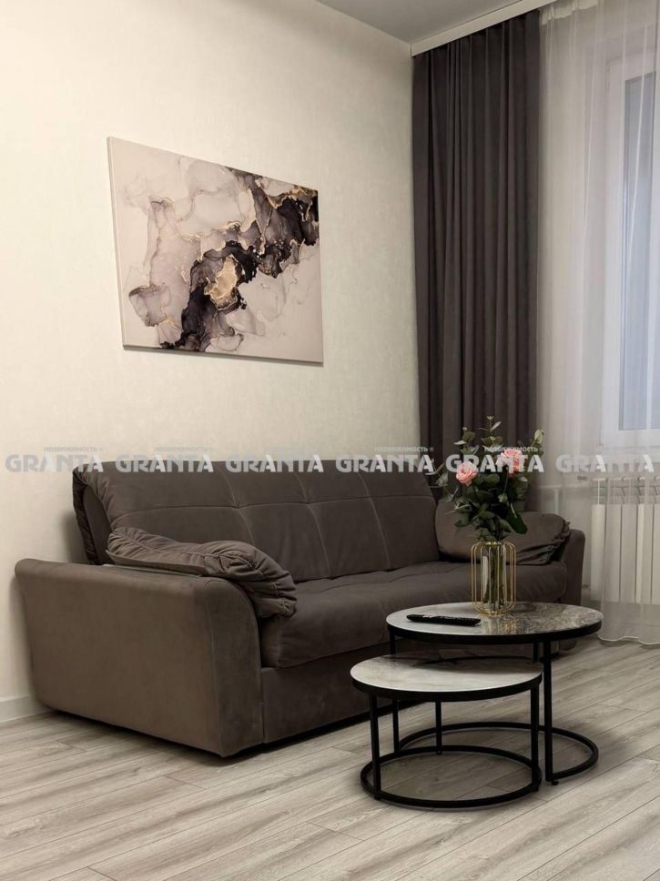 2-комн квартира ул Лесников, 41