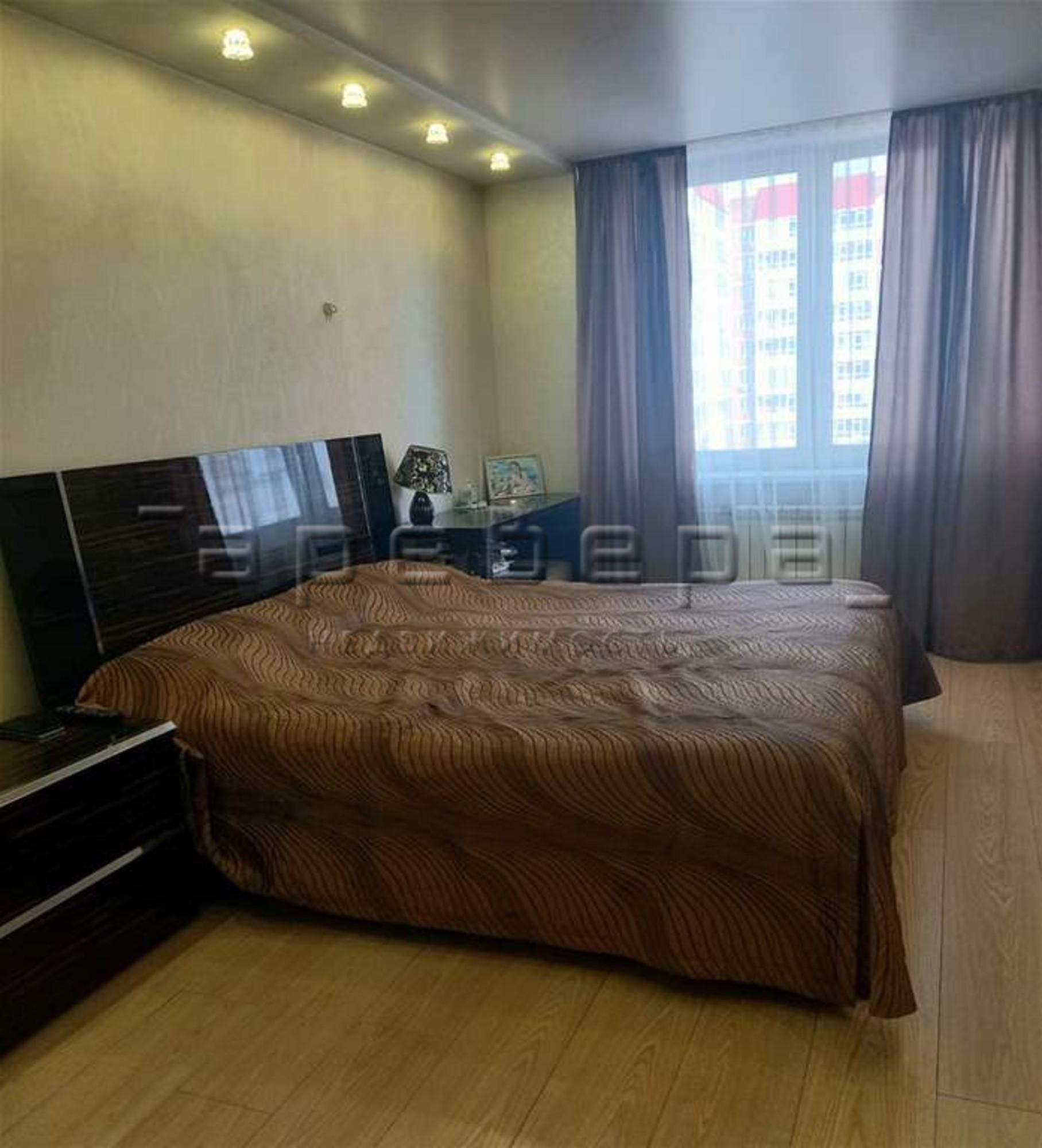Купить квартиру за 15 500 000 рублей на Алексеева, 17