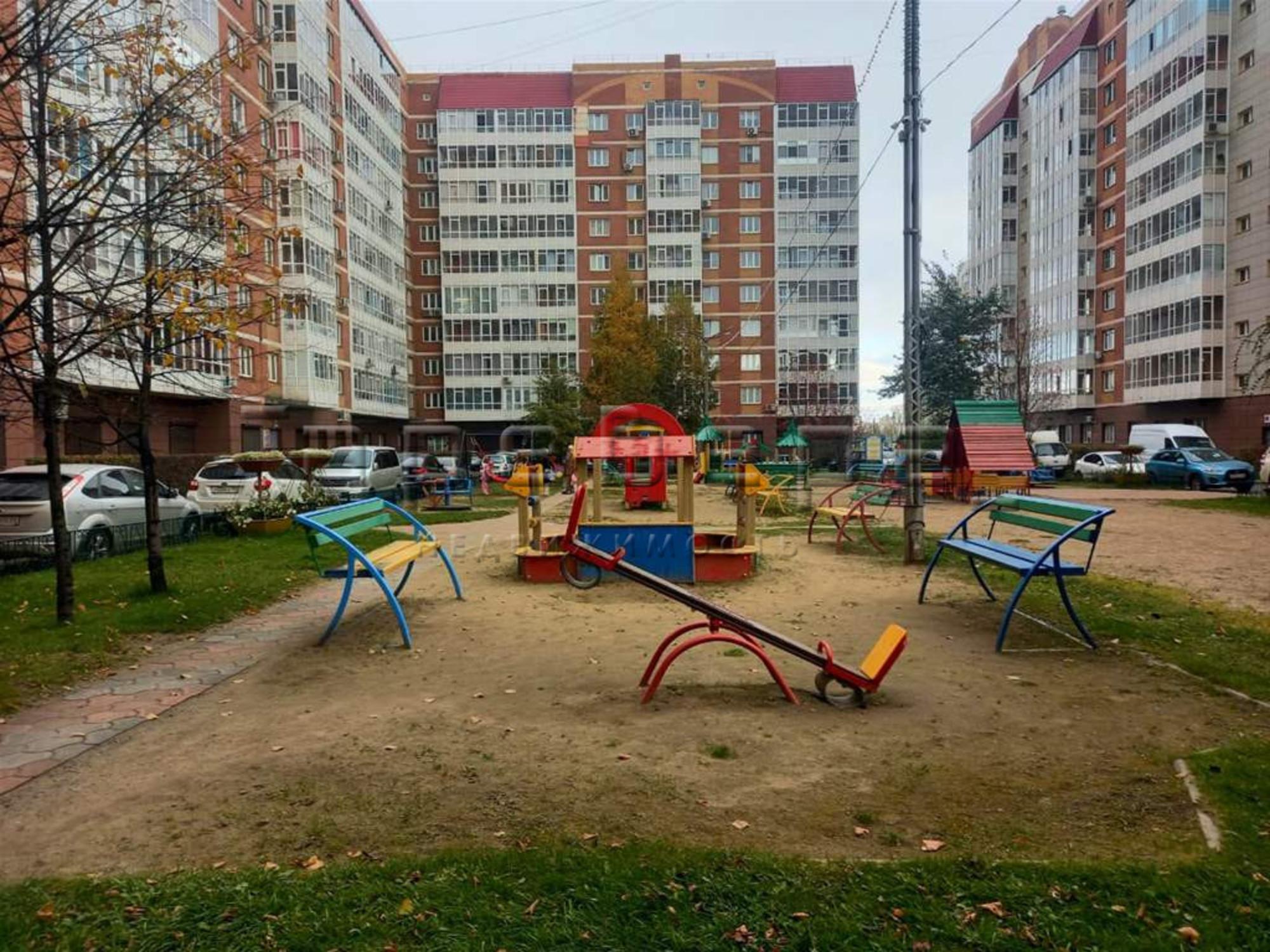 Купить квартиру за 15 500 000 рублей на Алексеева, 17