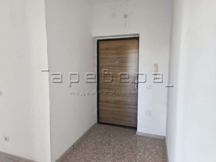 4-комн квартира Лесников, 57
