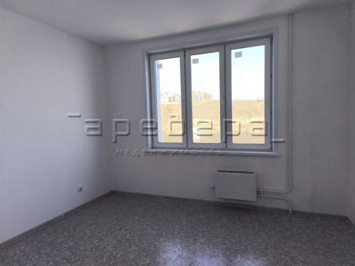 4-комн квартира Лесников, 57