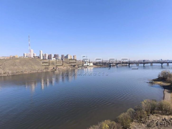 4-комн квартира Лесников, 57