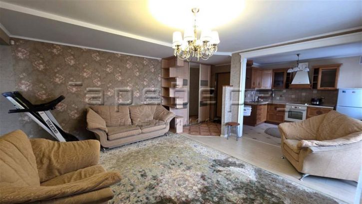 3-комн квартира Щорса, 29