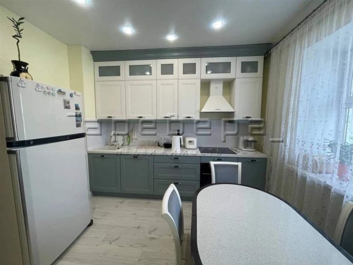 3-комн квартира 78 Добровольческой Бригады, 32