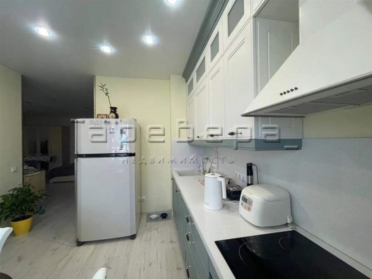 3-комн квартира 78 Добровольческой Бригады, 32