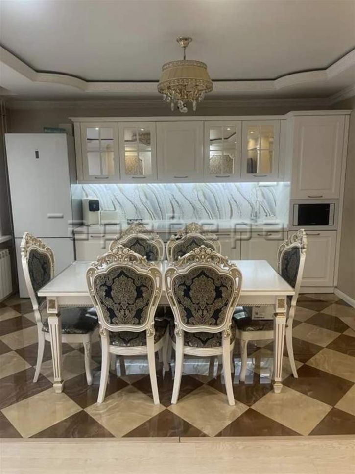 3-комн квартира Молокова, 28