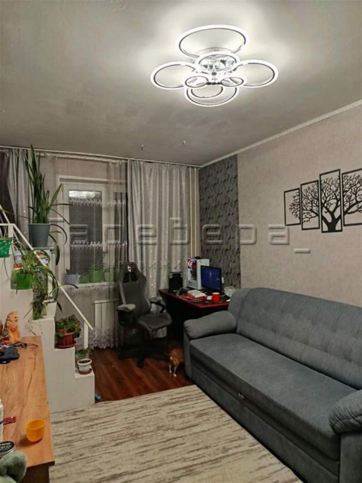 2-комн квартира Машиностроителей, 11а