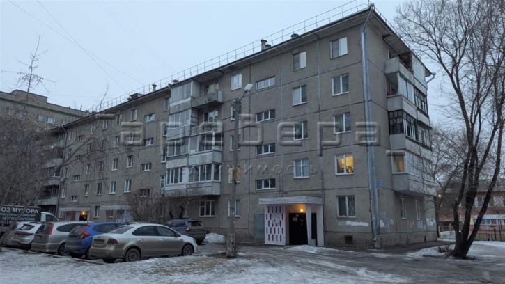 3-комн квартира Тельмана, 19а