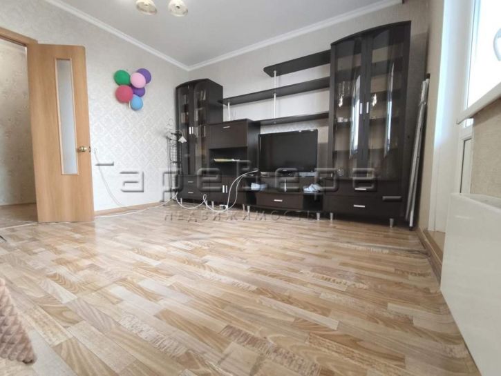 3-комн квартира Кутузова, 12а