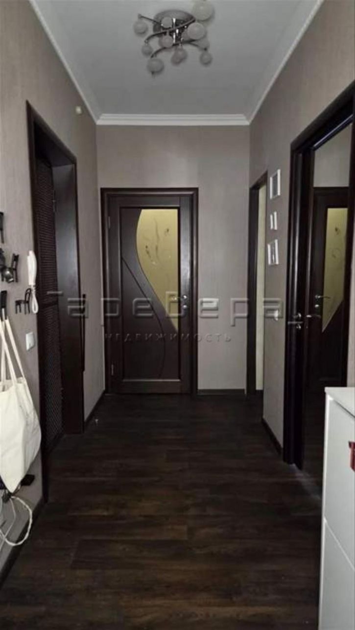 2-комн квартира Алексеева, 9