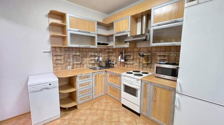 2-комн квартира Светлогорский, 23