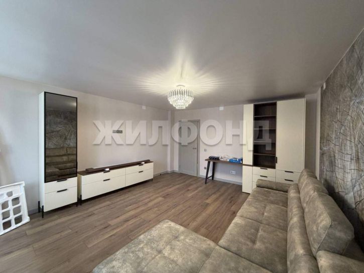 2-комн квартира Авиаторов улица, д.42