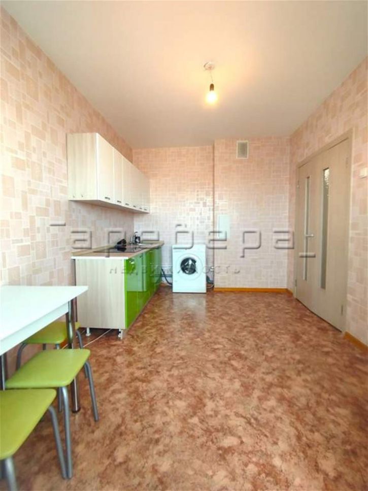 2-комн квартира Караульная, 44