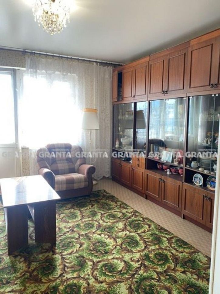 3-комн квартира пр-кт Металлургов, 6А